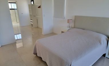 Casa Estilo contemporaneo en2 Plantas,  Puertos del Lago Escobar - Pileta con cascada