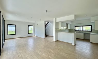 Casa en Venta en Puertos del Lago Barrio Ceibos A Estrenar
