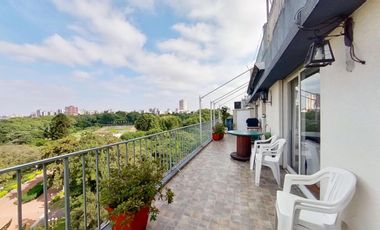 Departamento 4AMB con balcón terraza con gran vista al Parque Chacabuco