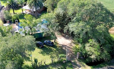 Quinta modena , quincho de grandes dimensiones y pileta. A mts de nueva circunvalación VENADO TUERTO.