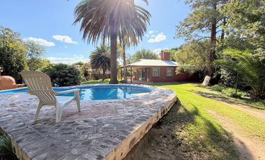 Quinta modena , quincho de grandes dimensiones y pileta. A mts de nueva circunvalación VENADO TUERTO.