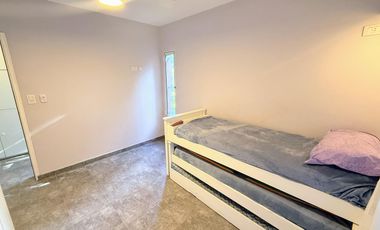 Quinta modena , quincho de grandes dimensiones y pileta. A mts de nueva circunvalación VENADO TUERTO.
