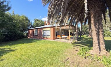 Quinta modena , quincho de grandes dimensiones y pileta. A mts de nueva circunvalación VENADO TUERTO.