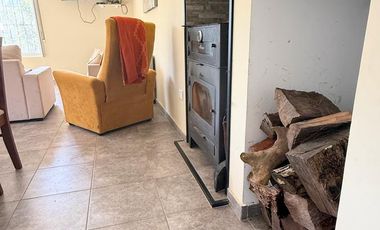 Quinta modena , quincho de grandes dimensiones y pileta. A mts de nueva circunvalación VENADO TUERTO.