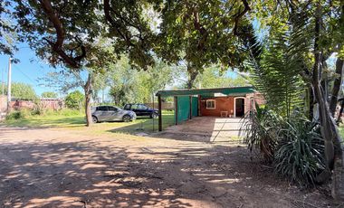 Quinta modena , quincho de grandes dimensiones y pileta. A mts de nueva circunvalación VENADO TUERTO.