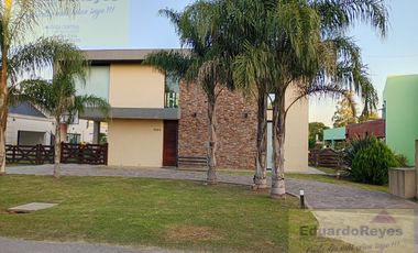 Casa en  VENTA en PARQUE LAS NACIONES