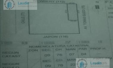 Gran terreno en  en venta  en esquina sobre Av. Tomas Guido  ideal para Duplex