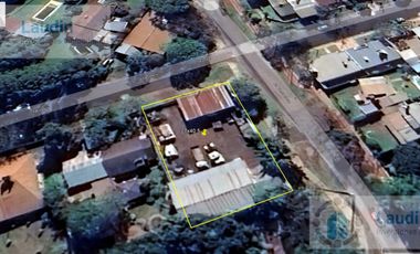 Gran terreno en  en venta  en esquina sobre Av. Tomas Guido  ideal para Duplex