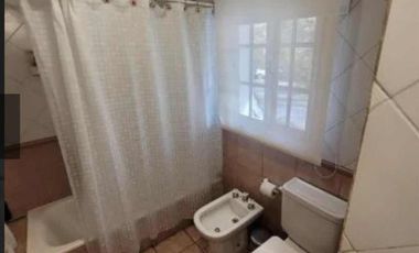 Casa en venta - 4 Dormitorios 4 Baños - Cocheras - 1.007Mts2 - Benavidez
