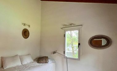 Casa en venta - 4 Dormitorios 4 Baños - Cocheras - 1.007Mts2 - Benavidez