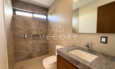 CASA EN VENTA EN BOSQUE CEDROS, ARBOLADA BOSQUES DE SANTA ANITA, TLAJOMULCO