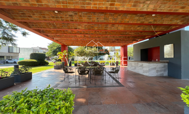CASA EN VENTA EN BOSQUE CEDROS, ARBOLADA BOSQUES DE SANTA ANITA, TLAJOMULCO