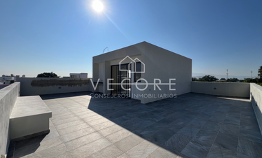 CASA EN VENTA EN BOSQUE CEDROS, ARBOLADA BOSQUES DE SANTA ANITA, TLAJOMULCO