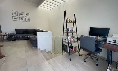 CASA EN VENTA EN RESIDENCIAL ASTURIAS FRENTE A PARQUE