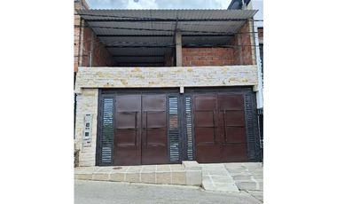 ARRIENDO CASA ALTOS DEL PEÑON GIRARDOT $ 800.000