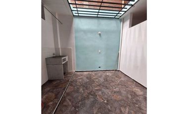 ARRIENDO CASA ALTOS DEL PEÑON GIRARDOT $ 800.000