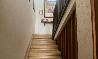 Casa para remodelar en Venta Paseos de Churubusco, Iztapalapa, CDMX.