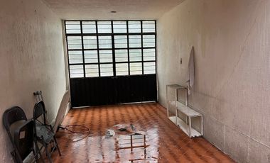 Casa para remodelar en Venta Paseos de Churubusco, Iztapalapa, CDMX.
