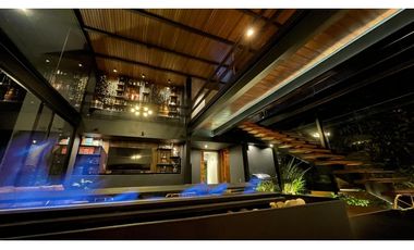 EXCLUSIVA CASA  EN ARRIENDO  EN ALTO DE LAS PALMAS - ACABADOS DE LUJO