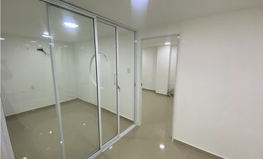 SE ARRIENDA LOCAL COMERCIAL SOBRE LA AVENIDA DEL LIBERTADOR