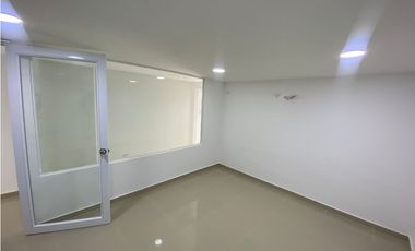 SE ARRIENDA LOCAL COMERCIAL SOBRE LA AVENIDA DEL LIBERTADOR