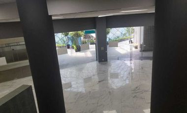 Local en Renta o Venta en Interlomas en Roof Garden (m2lc724)