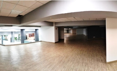 Local en Renta o Venta en Interlomas en Roof Garden (m2lc724)