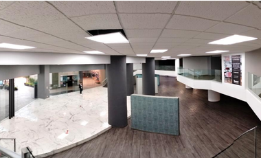 Local en Renta o Venta en Interlomas en Roof Garden (m2lc724)