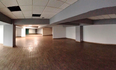 Local en Renta o Venta en Interlomas en Roof Garden (m2lc724)