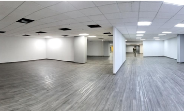 Local en Renta o Venta en Interlomas en Roof Garden (m2lc724)