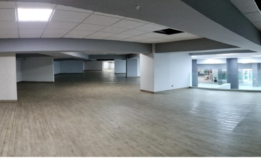 Local en Renta o Venta en Interlomas en Roof Garden (m2lc724)