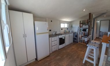 ALQUILER TEMPORARIO: DEPARTAMENTO 3 AMBIENTES CON COCHERA