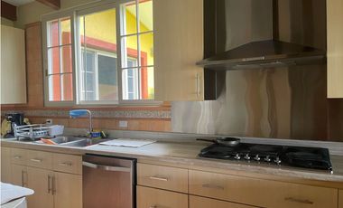 Venta de Casa más Terreno en San Carlos