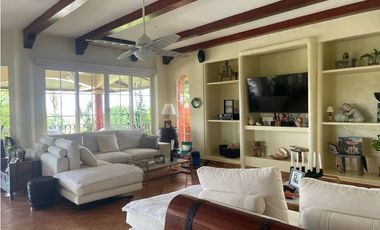Venta de Casa más Terreno en San Carlos