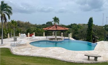 Venta de Casa más Terreno en San Carlos