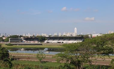 Se Alquila Apartamento en residencial llano bonito