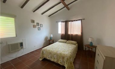 CORONADO / 3 HABITACIONES /  PISCINA / TERRAZA / AMOBLADA