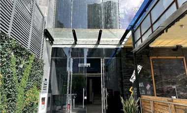 ALQUILER DE LOCAL EN  CALLE URUGUAY INCLUYE MN, 145M2