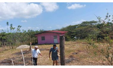 VENTA DE LOTE 1005.88 m2 CON CASA PEQUEÑA EN PENONOMÉ COCLÉ
