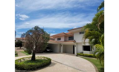 Se vende casa en.Costa de las Perlas