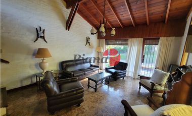 Casa en Venta - Zona Iglesia - Excelente Estado - Refaccionada