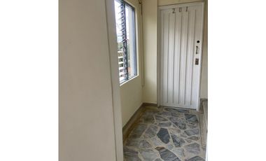 Venta de apartamento barrio Niza. La America