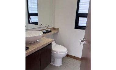 Hermosa casa en condomio campestre en Cota precio de oportunidad!