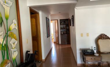 VENTA APARTAMENTO EN LAURELES SANTA TERESITA