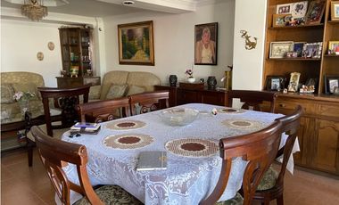 VENTA APARTAMENTO EN LAURELES SANTA TERESITA