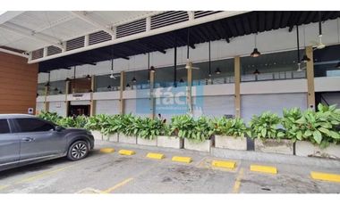 Local en el Norte de Cali - Plazoleta en Servicentro Menga
