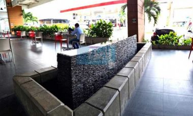 Local en el Norte de Cali - Plazoleta en Servicentro Menga