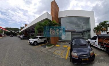 Local en el Norte de Cali - Plazoleta en Servicentro Menga