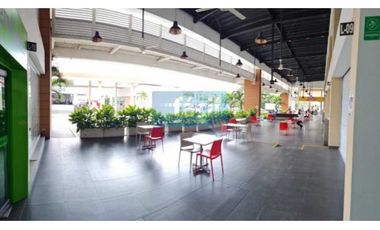 Local en el Norte de Cali - Plazoleta en Servicentro Menga