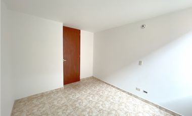 Hermosa casa en arriendo! Conjunto residencial Ciudad Tintal!!